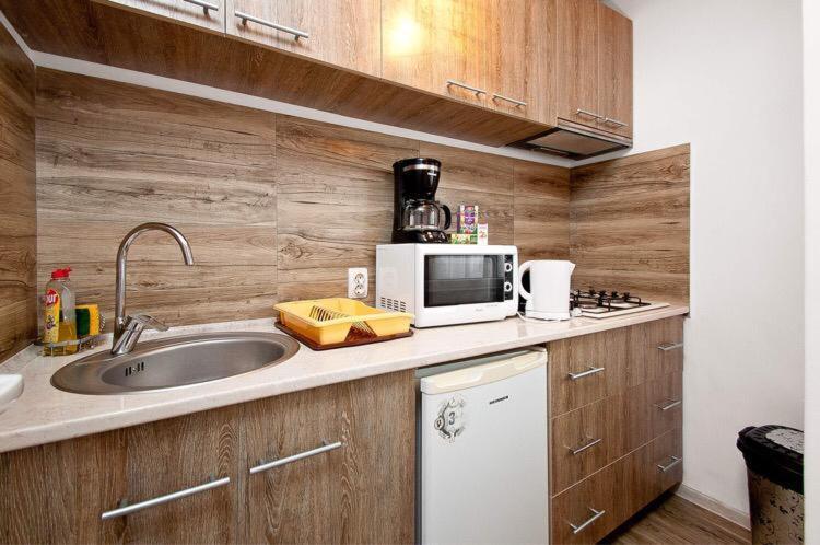 Lyla Apartment Galaţi Exteriör bild